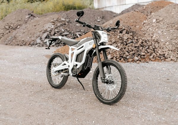 TALARIA STING L3E ROAD LEGAL (60V-45Ah) - Image 2